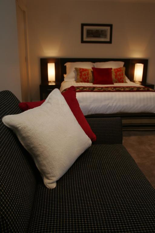 Encore Apartments Bathurst Room photo